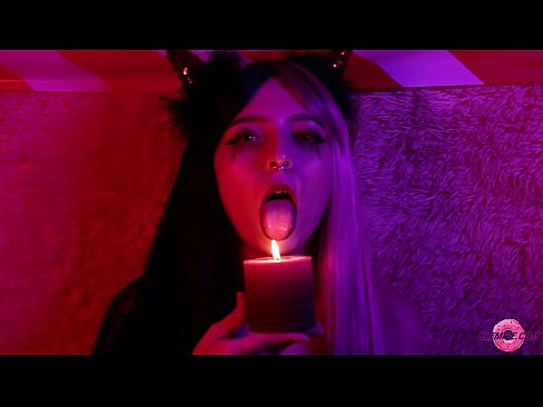 ❤️ Pompini passionali da Succubus sexy cù cumplimentu di bocca ️❌ Cazzo à noi ❌️❤
